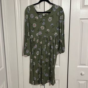Old Navy Long Sleeve Floral Dress